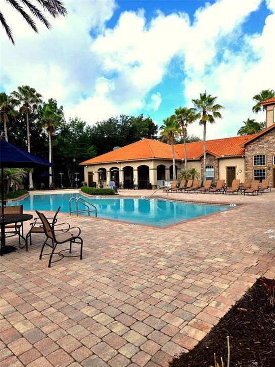 For Sale: $205,000 (2 beds, 2 baths, 1134 Square Feet)