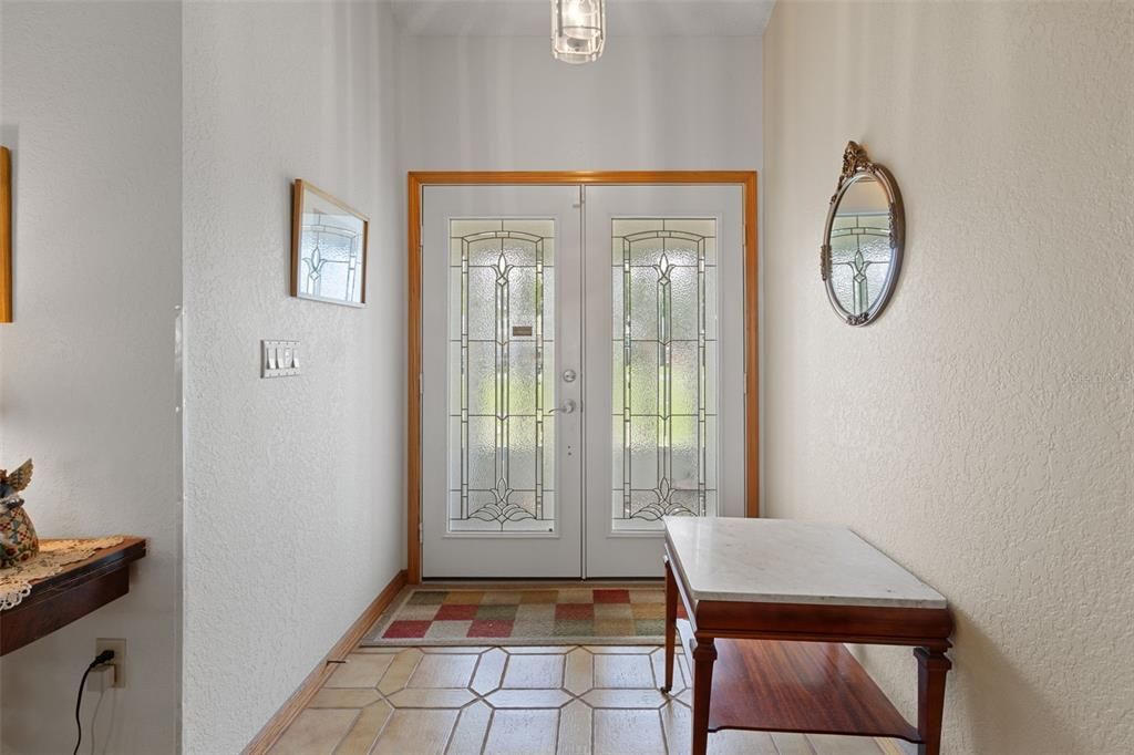 For Sale: $320,000 (3 beds, 2 baths, 1822 Square Feet)