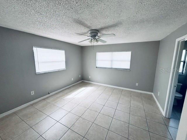 For Rent: $1,800 (4 beds, 2 baths, 1480 Square Feet)