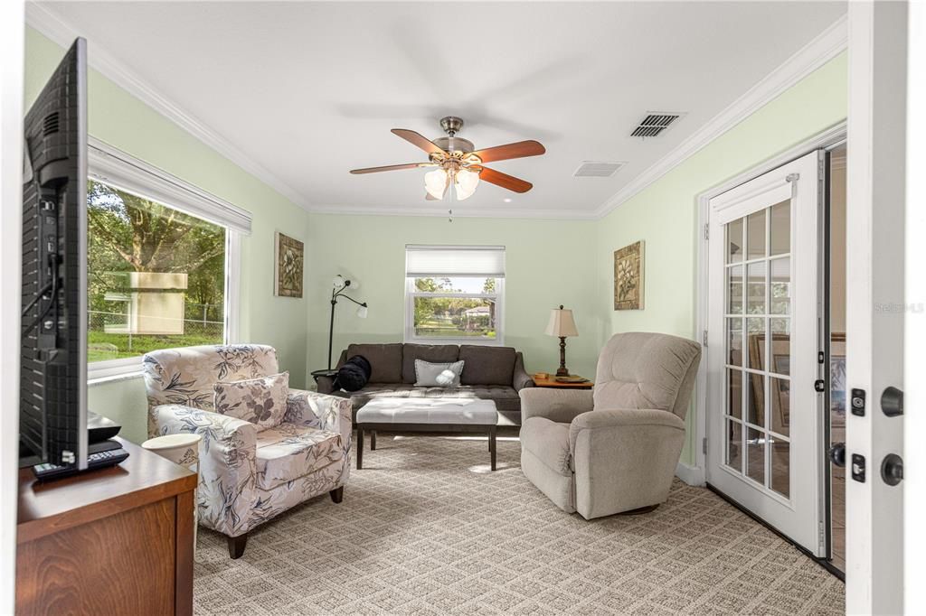 For Sale: $259,000 (3 beds, 2 baths, 1713 Square Feet)