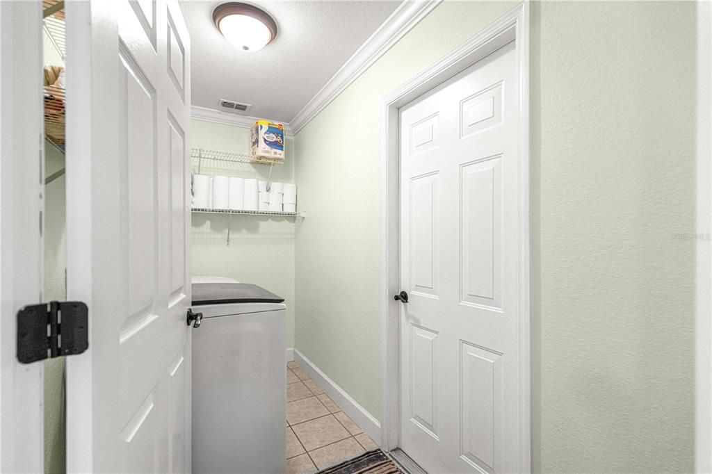 For Sale: $259,000 (3 beds, 2 baths, 1713 Square Feet)