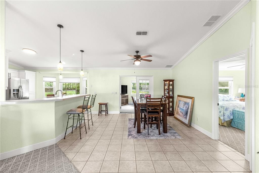 For Sale: $259,000 (3 beds, 2 baths, 1713 Square Feet)