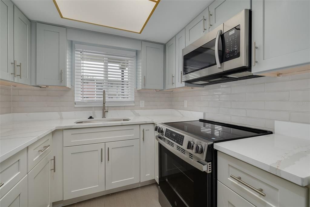 В аренду: $1,775 (1 спален, 1 ванн, 750 Квадратных фут)