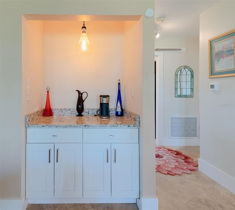 En Venta: $1,200,000 (4 camas, 3 baños, 2802 Pies cuadrados)