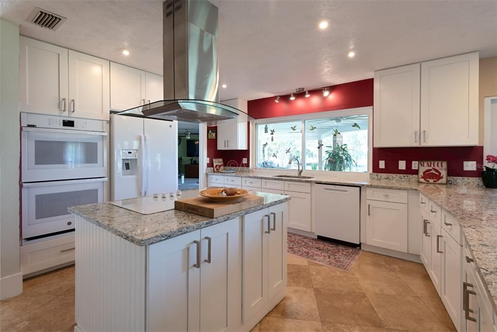 En Venta: $1,200,000 (4 camas, 3 baños, 2802 Pies cuadrados)