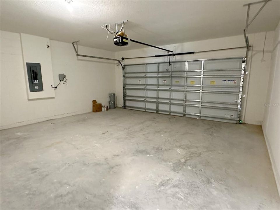 В аренду: $1,990 (4 спален, 2 ванн, 1828 Квадратных фут)