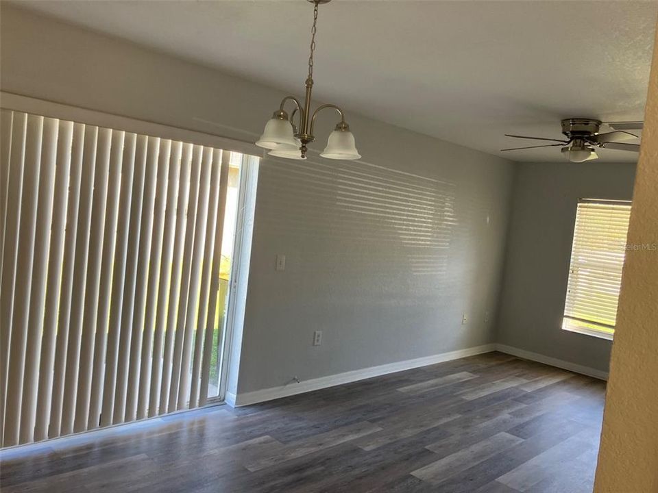 For Rent: $1,550 (2 beds, 2 baths, 942 Square Feet)