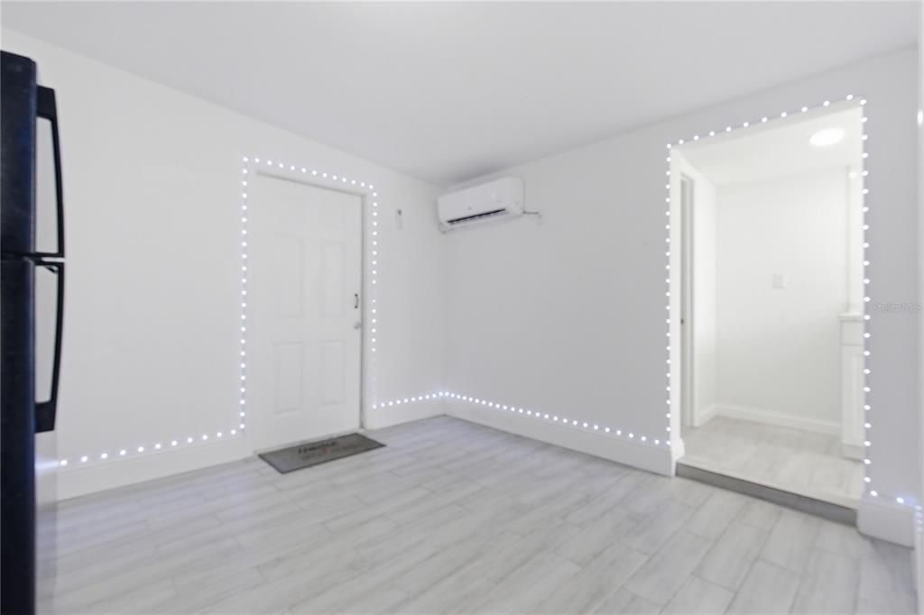 For Sale: $366,570 (4 beds, 2 baths, 1158 Square Feet)