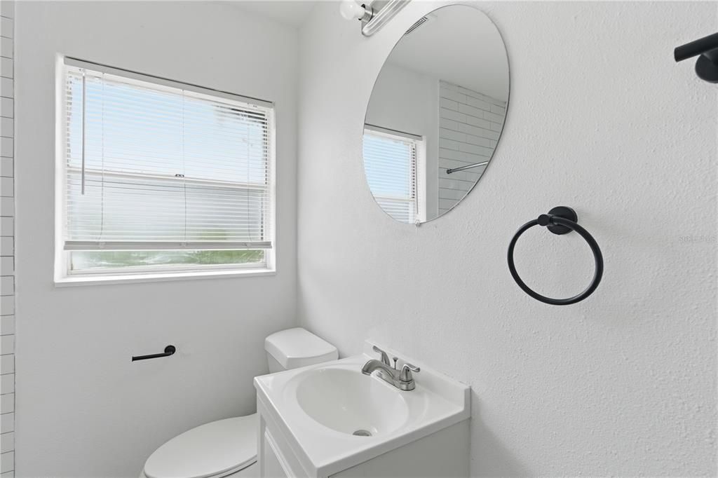 For Sale: $366,570 (4 beds, 2 baths, 1158 Square Feet)
