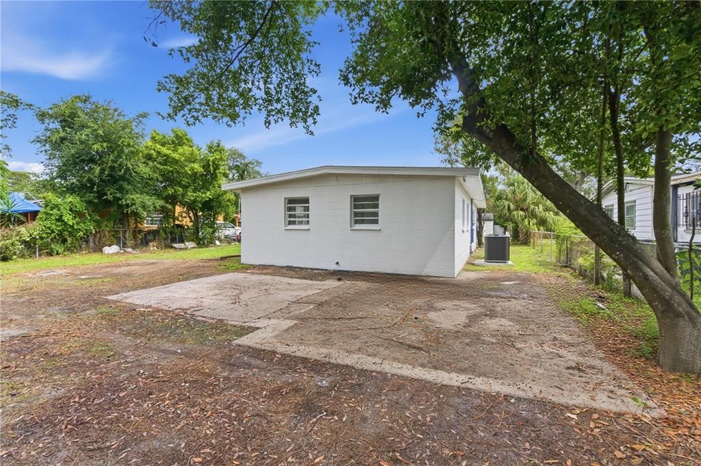 For Sale: $366,570 (4 beds, 2 baths, 1158 Square Feet)