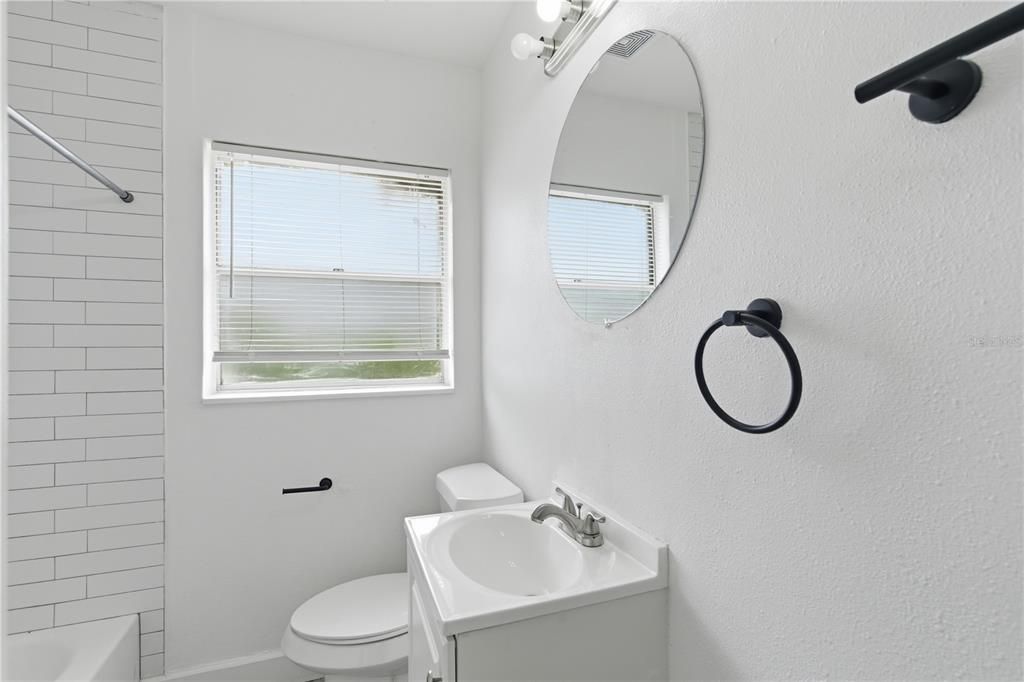 For Sale: $366,570 (4 beds, 2 baths, 1158 Square Feet)