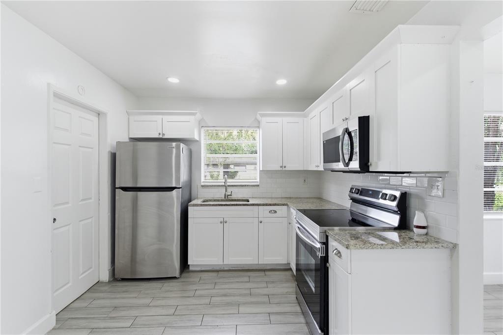 For Sale: $366,570 (4 beds, 2 baths, 1158 Square Feet)