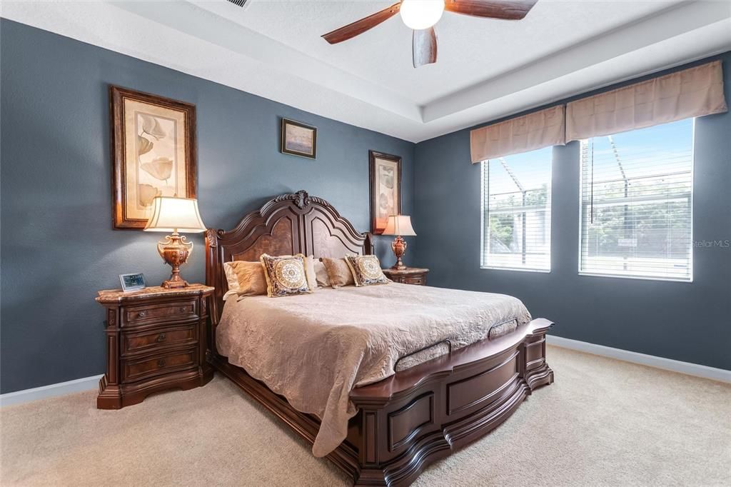 For Sale: $739,000 (5 beds, 4 baths, 3809 Square Feet)