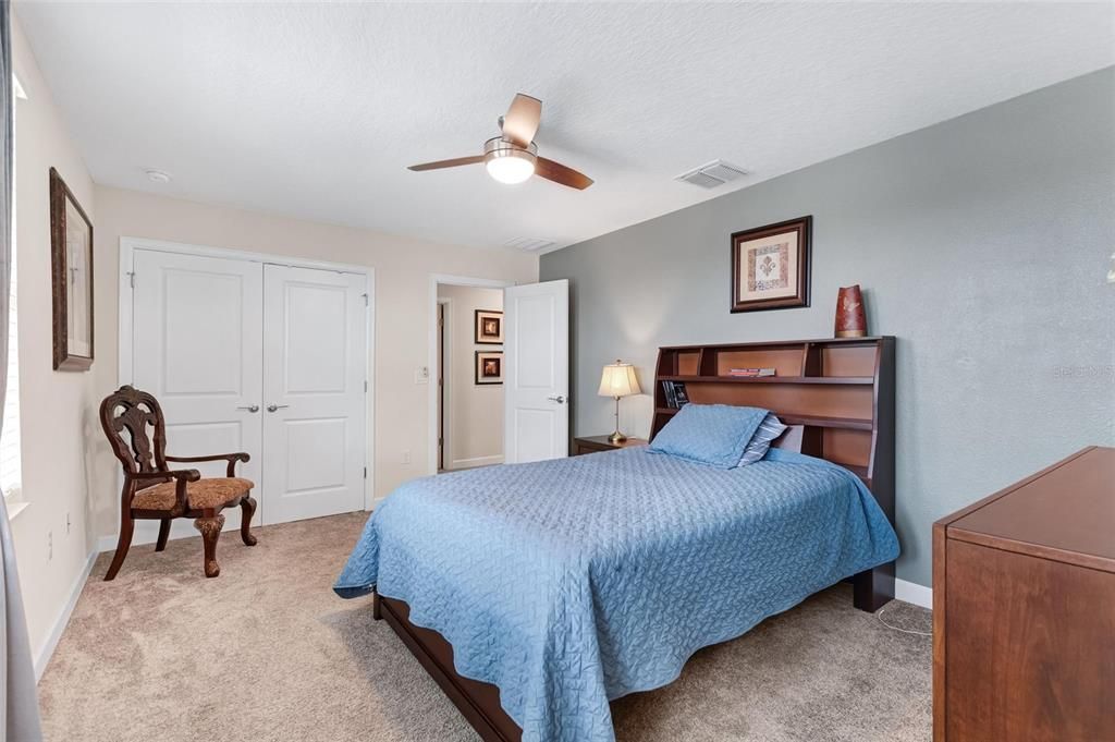 For Sale: $739,000 (5 beds, 4 baths, 3809 Square Feet)