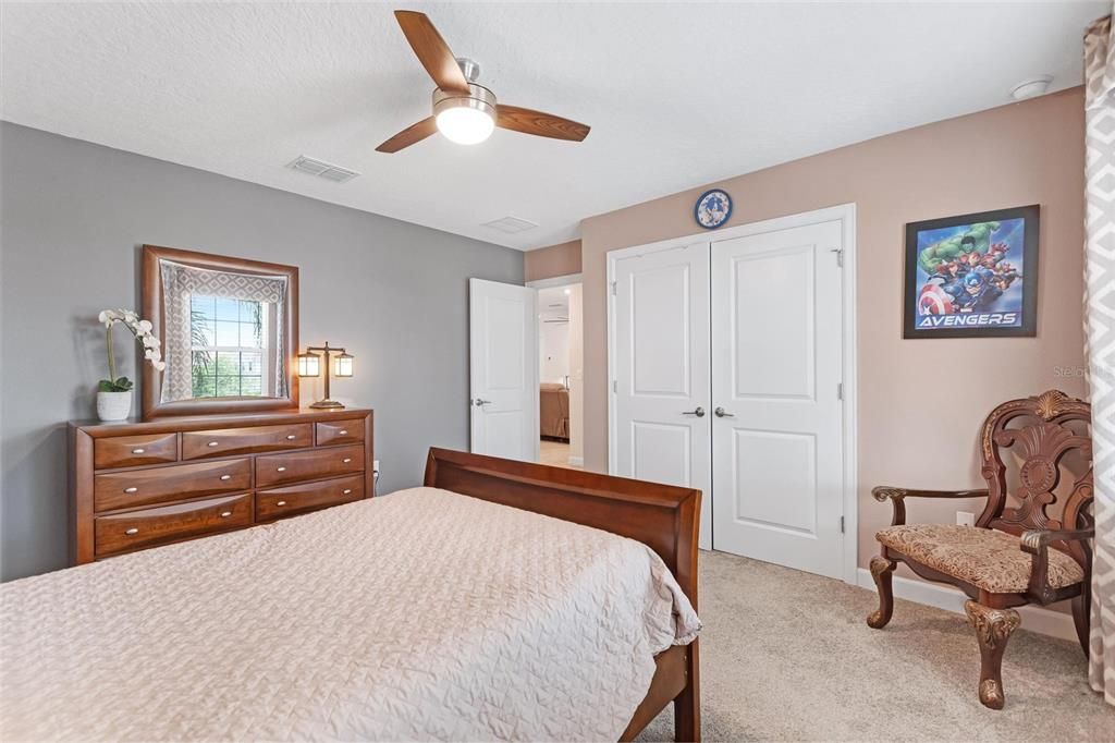 For Sale: $739,000 (5 beds, 4 baths, 3809 Square Feet)