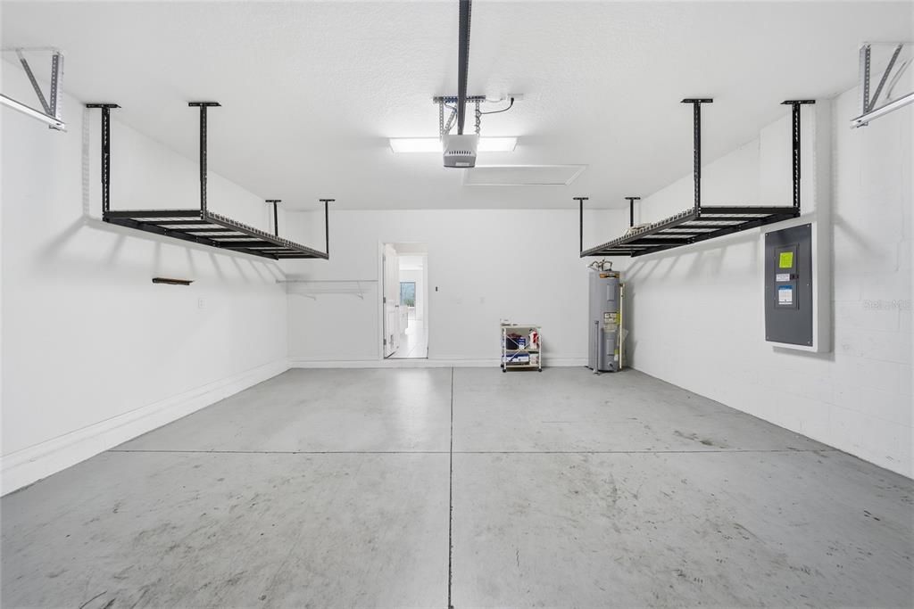 For Sale: $366,900 (5 beds, 2 baths, 2389 Square Feet)