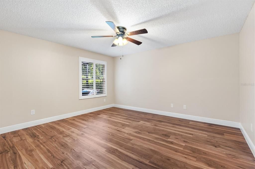 На продажу: $399,900 (3 спален, 2 ванн, 1808 Квадратных фут)
