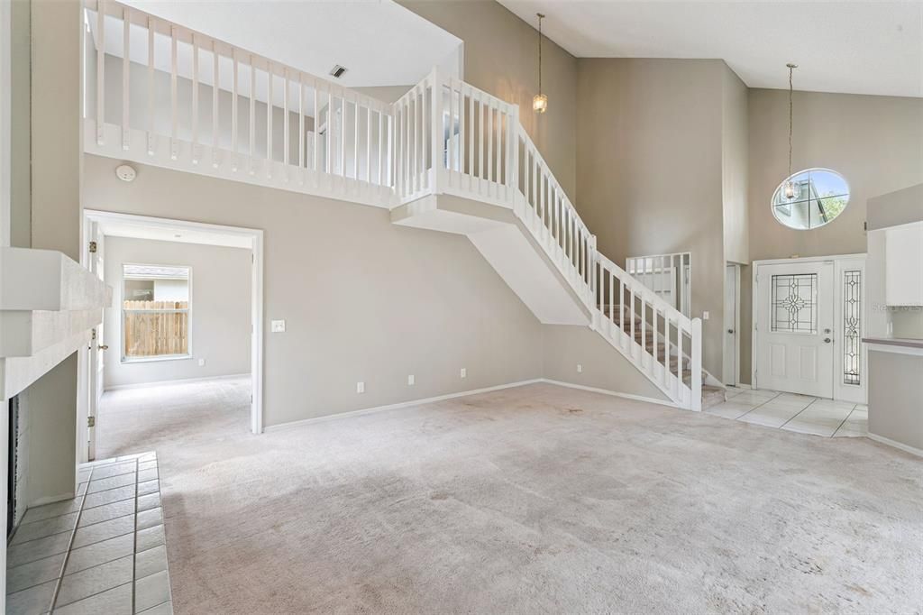 For Sale: $359,000 (3 beds, 2 baths, 1693 Square Feet)