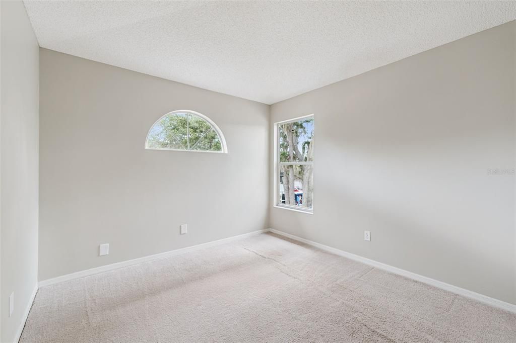For Sale: $359,000 (3 beds, 2 baths, 1693 Square Feet)