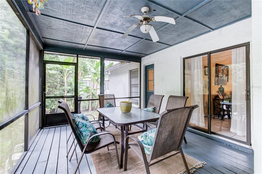 For Sale: $524,000 (4 beds, 3 baths, 2355 Square Feet)
