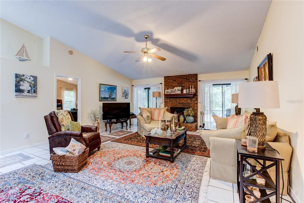 For Sale: $524,000 (4 beds, 3 baths, 2355 Square Feet)