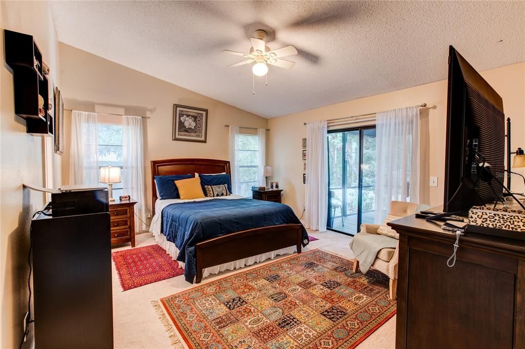 For Sale: $524,000 (4 beds, 3 baths, 2355 Square Feet)