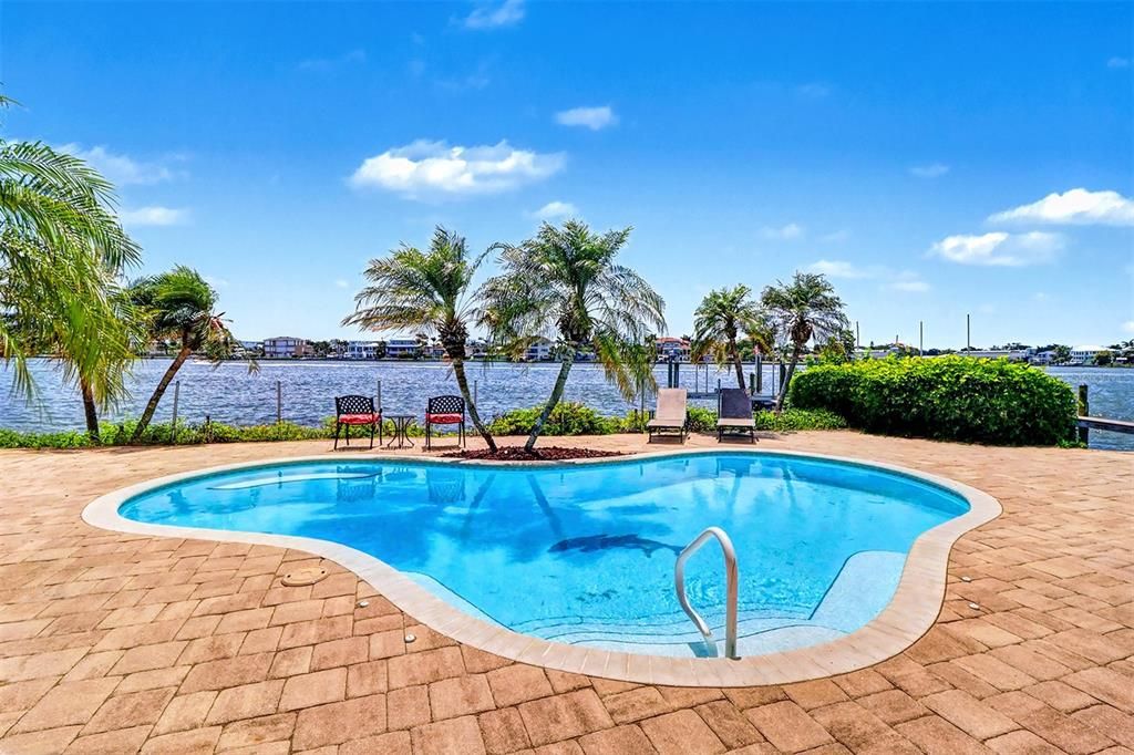 For Sale: $2,999,000 (4 beds, 3 baths, 2783 Square Feet)