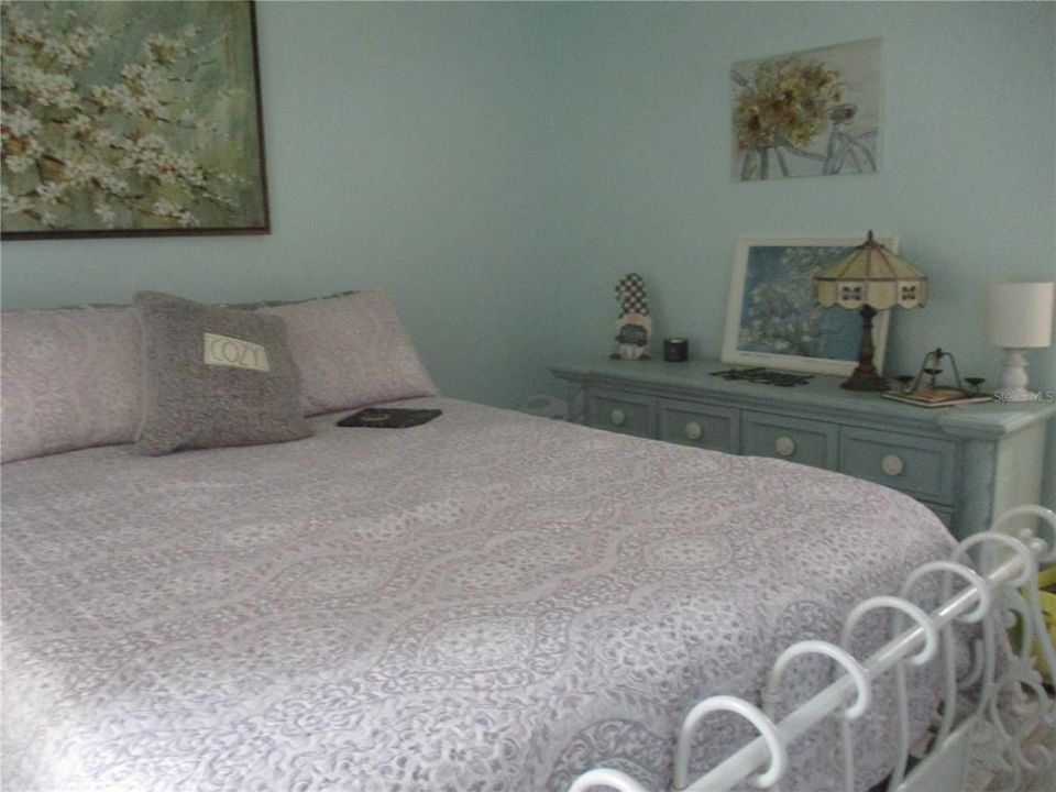 For Rent: $2,100 (2 beds, 2 baths, 1399 Square Feet)