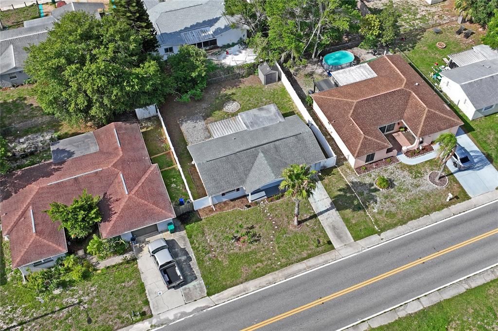 For Sale: $230,000 (3 beds, 1 baths, 932 Square Feet)