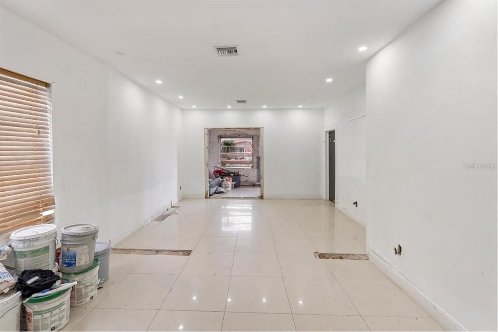 For Sale: $745,000 (7 beds, 4 baths, 2216 Square Feet)