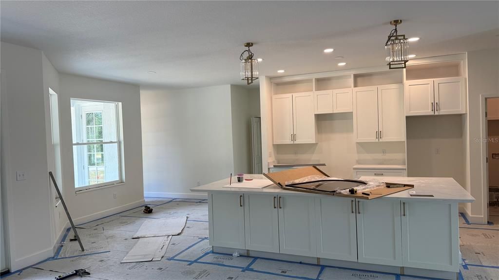 For Sale: $539,900 (4 beds, 2 baths, 2061 Square Feet)