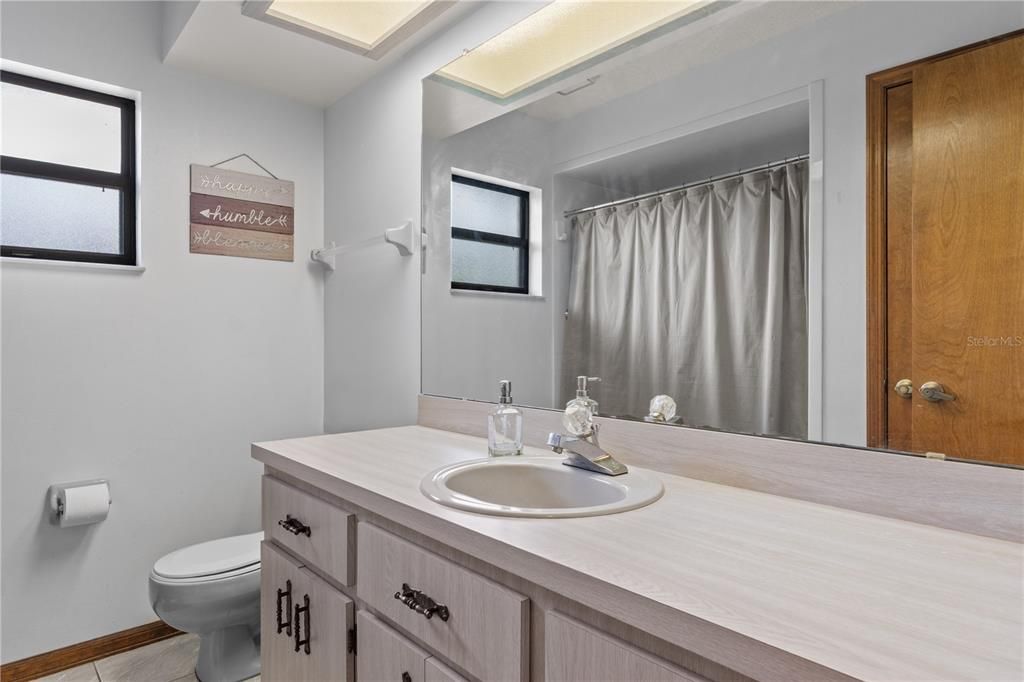 For Sale: $294,000 (3 beds, 2 baths, 1415 Square Feet)