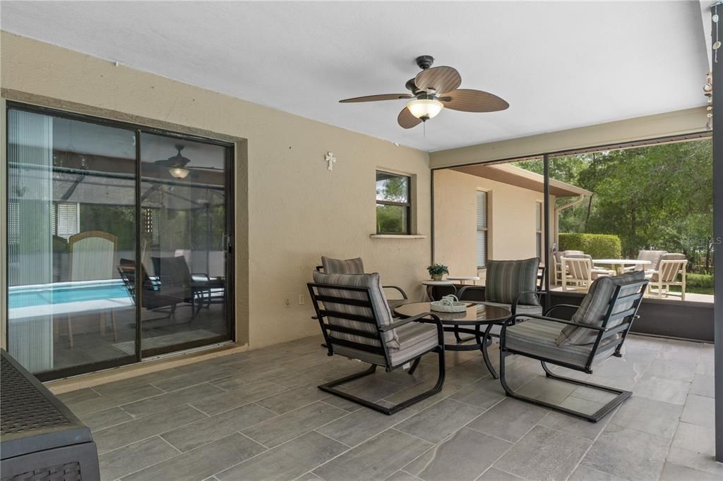 For Sale: $294,000 (3 beds, 2 baths, 1415 Square Feet)