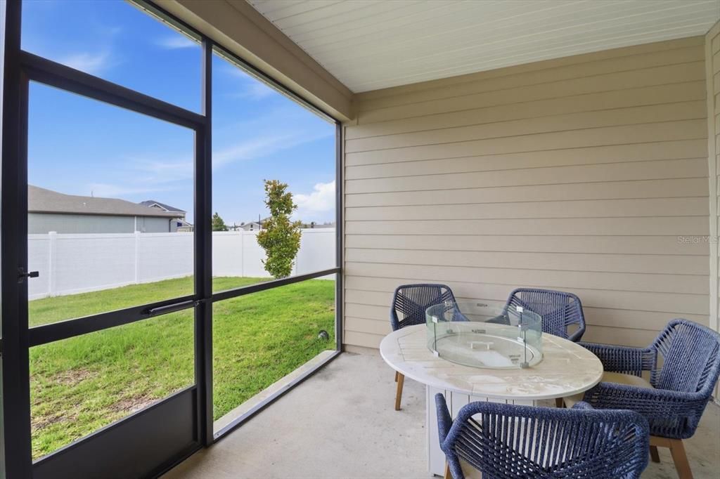 For Sale: $375,000 (4 beds, 3 baths, 2180 Square Feet)