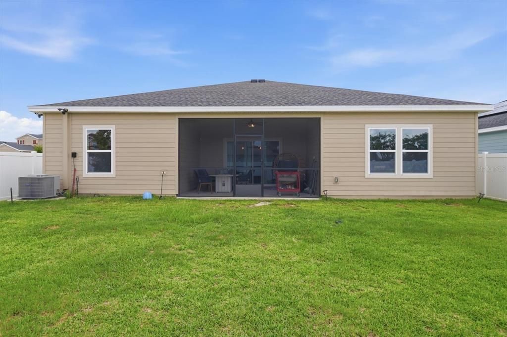 For Sale: $375,000 (4 beds, 3 baths, 2180 Square Feet)