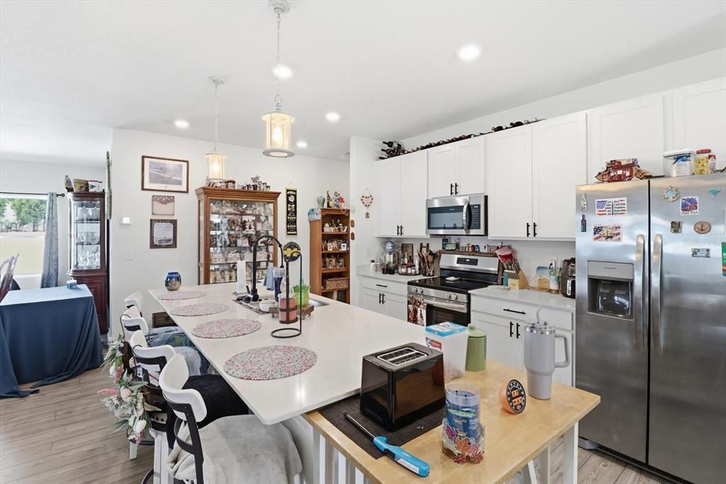 For Sale: $375,000 (4 beds, 3 baths, 2180 Square Feet)