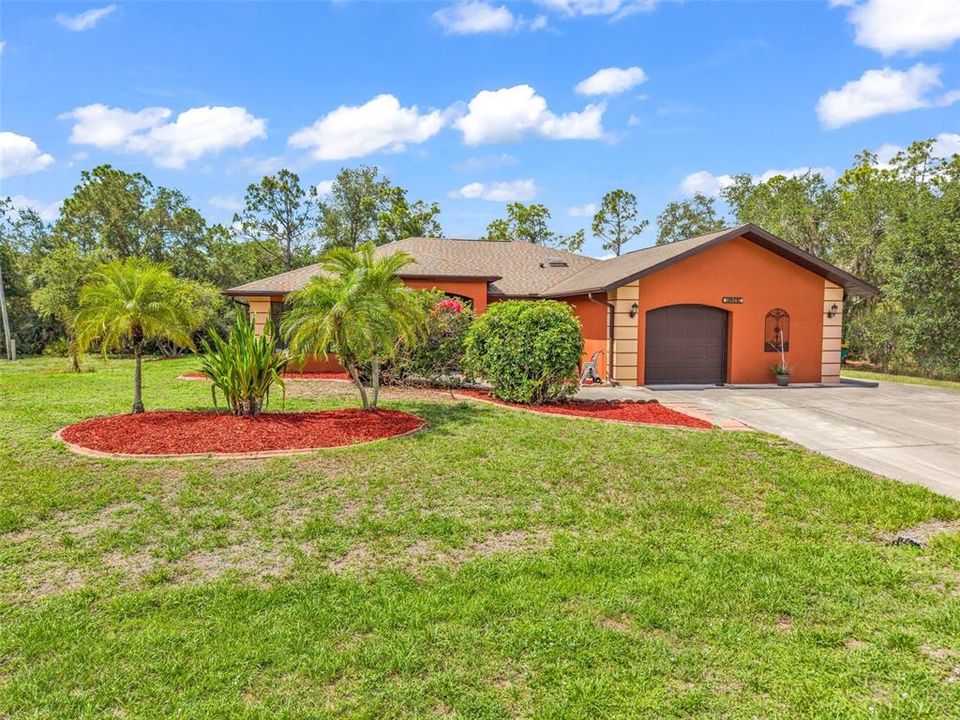 For Sale: $360,000 (3 beds, 2 baths, 1667 Square Feet)