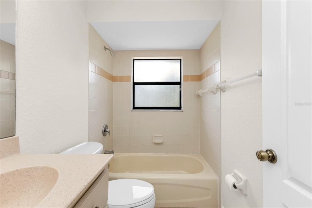 For Sale: $360,000 (3 beds, 2 baths, 1667 Square Feet)