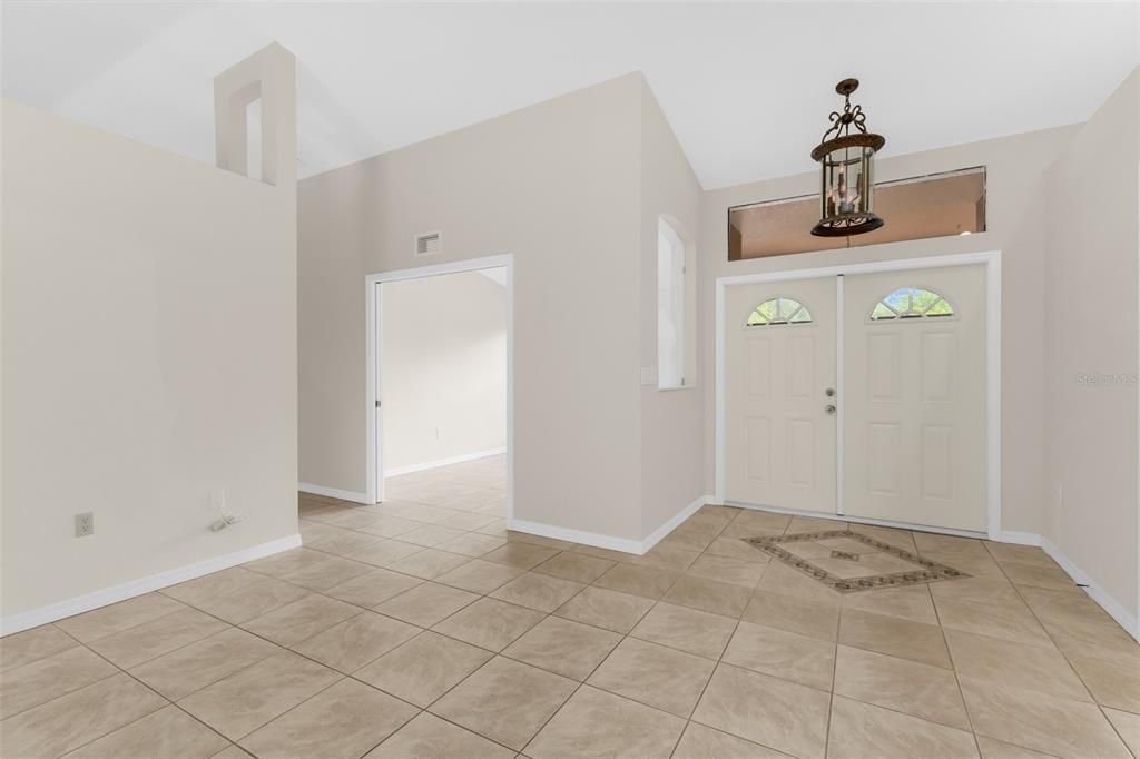 For Sale: $360,000 (3 beds, 2 baths, 1667 Square Feet)
