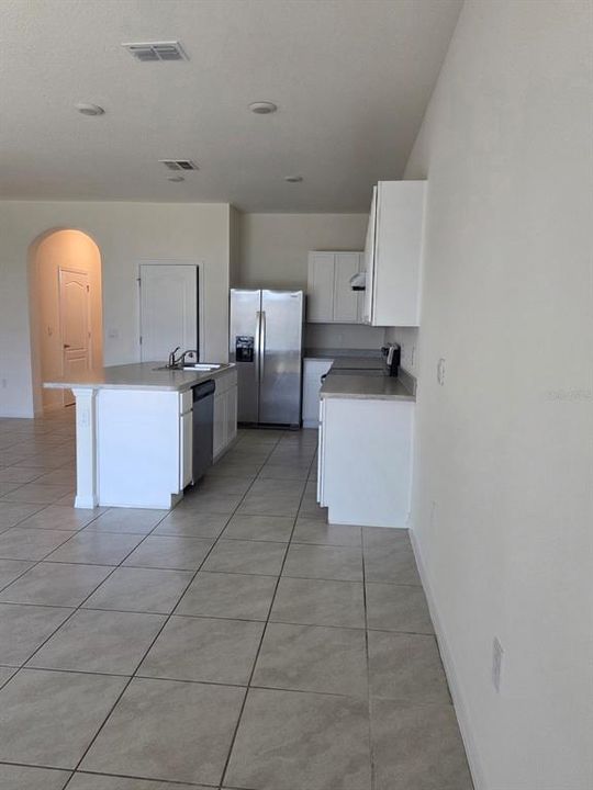 For Sale: $360,000 (3 beds, 2 baths, 1676 Square Feet)