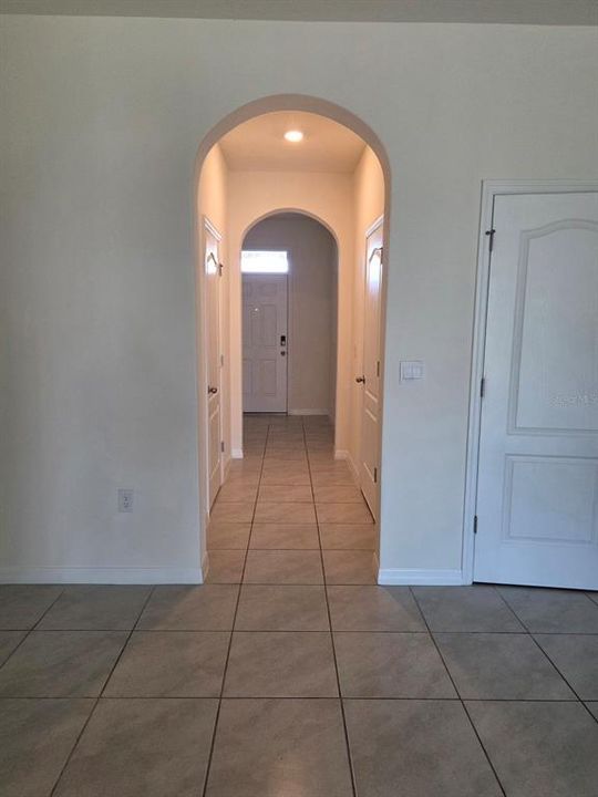 For Sale: $360,000 (3 beds, 2 baths, 1676 Square Feet)