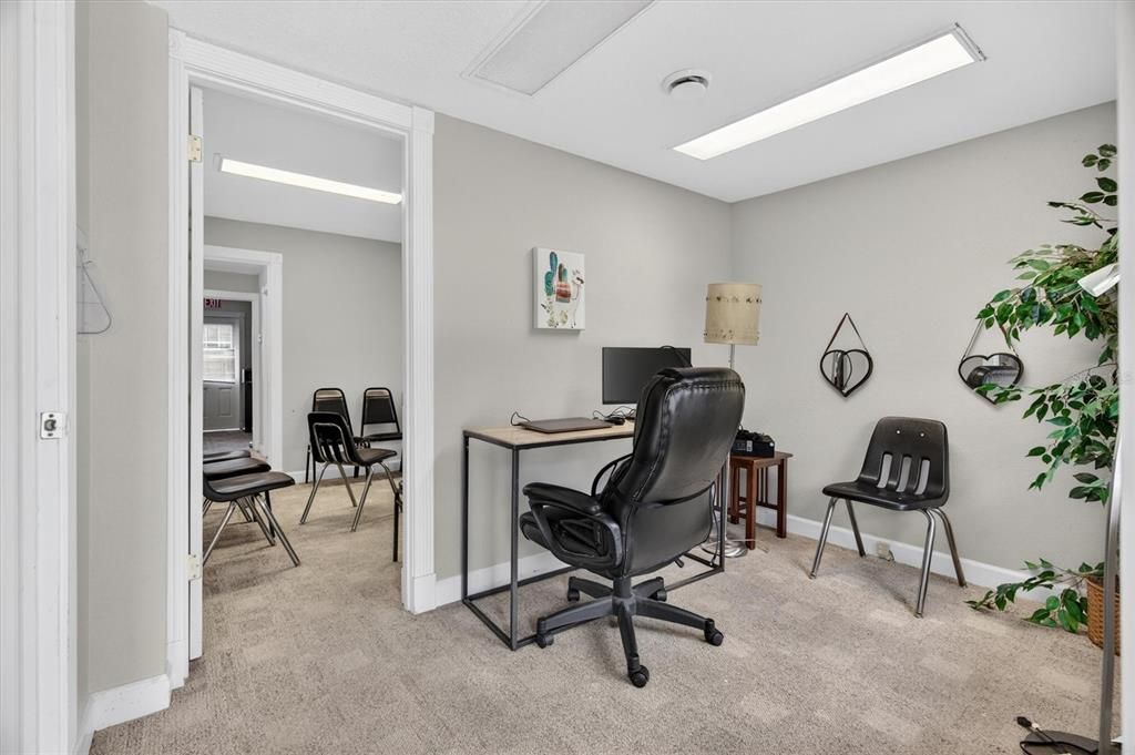 For Sale: $525,000 (0 beds, 0 baths, 924 Square Feet)