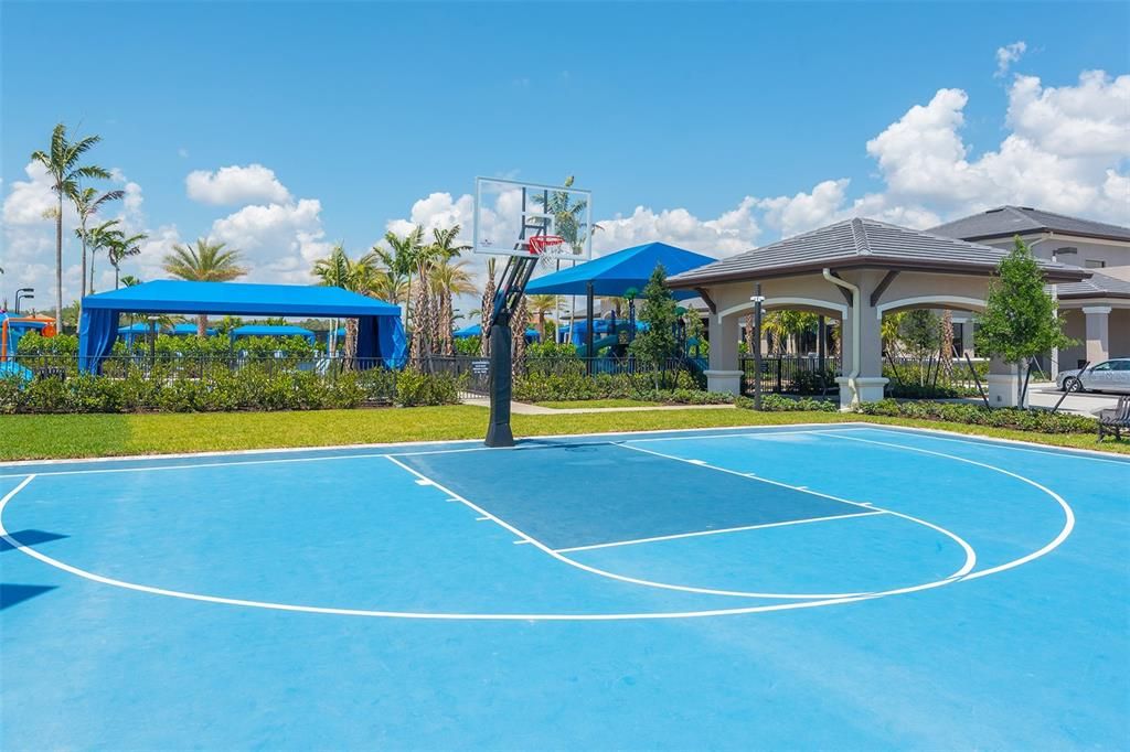 En Venta: $679,000 (5 camas, 5 baños, 3307 Pies cuadrados)