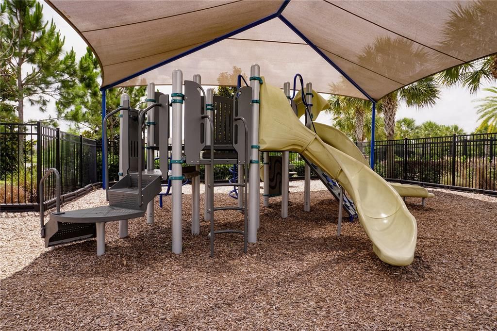 For Rent: $2,500 (4 beds, 2 baths, 1714 Square Feet)