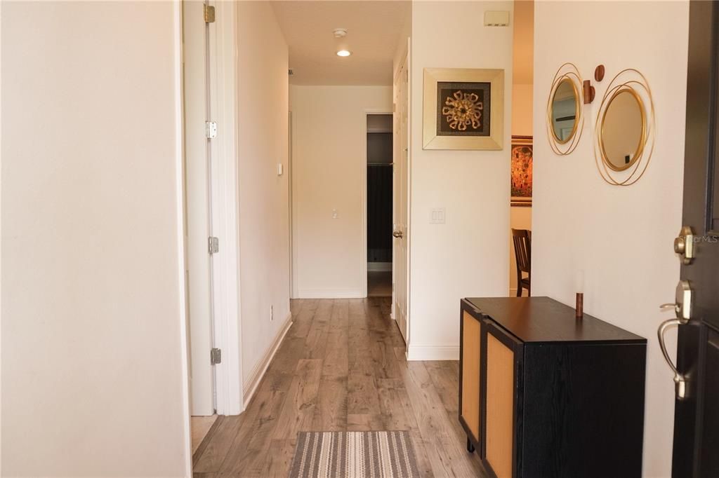 For Rent: $2,500 (4 beds, 2 baths, 1714 Square Feet)