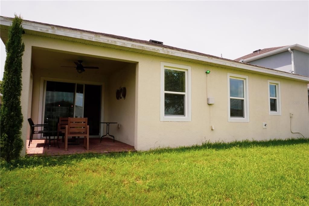For Rent: $2,500 (4 beds, 2 baths, 1714 Square Feet)