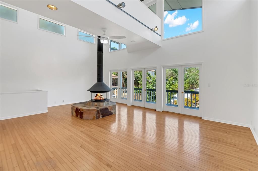 For Rent: $6,500 (4 beds, 4 baths, 3031 Square Feet)