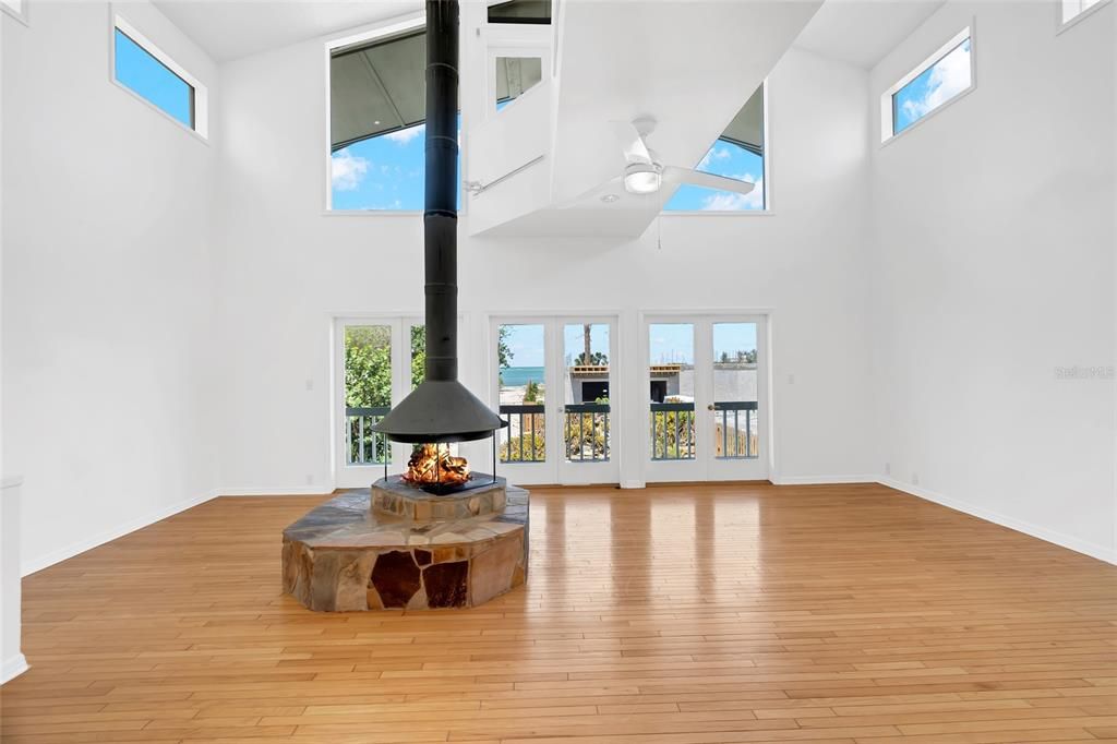 For Rent: $6,500 (4 beds, 4 baths, 3031 Square Feet)