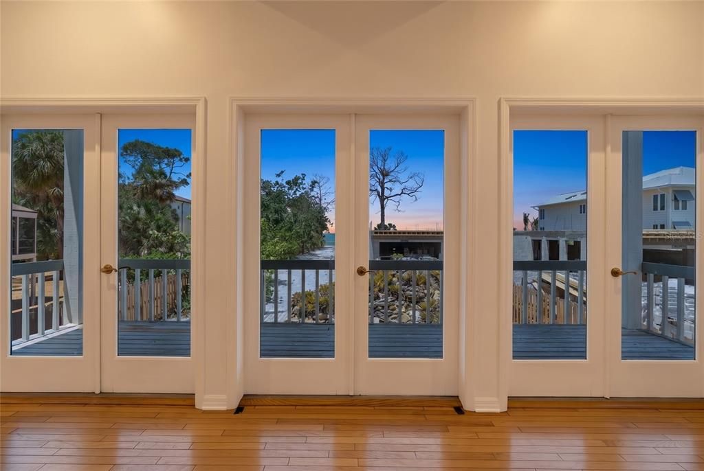 For Rent: $6,500 (4 beds, 4 baths, 3031 Square Feet)