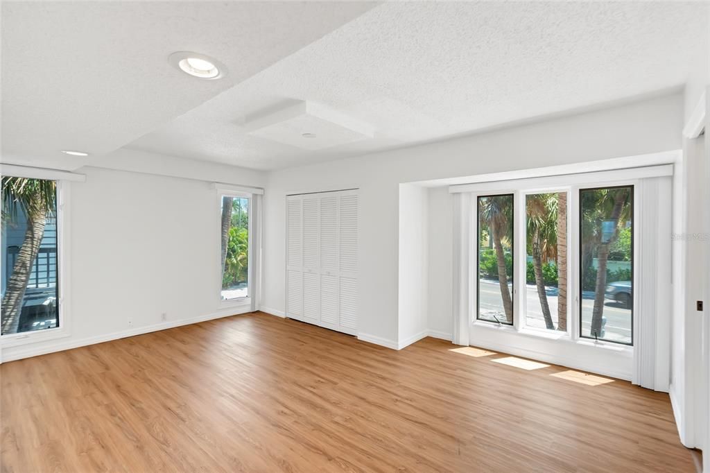For Rent: $6,500 (4 beds, 4 baths, 3031 Square Feet)